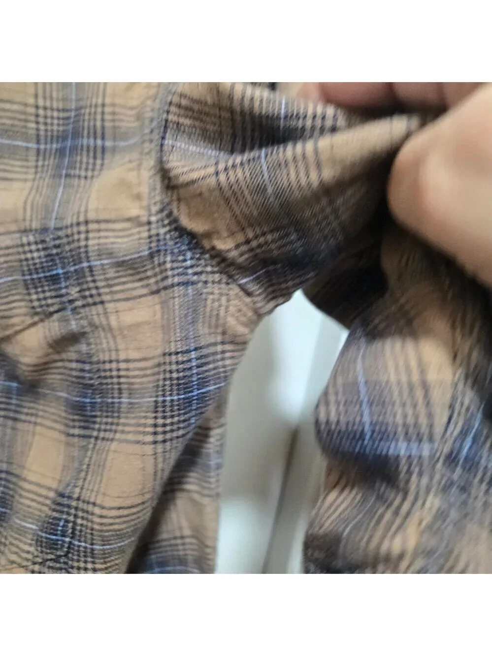 Knife Plaid Flannel Shirt Medium Brown Cotton Button Up